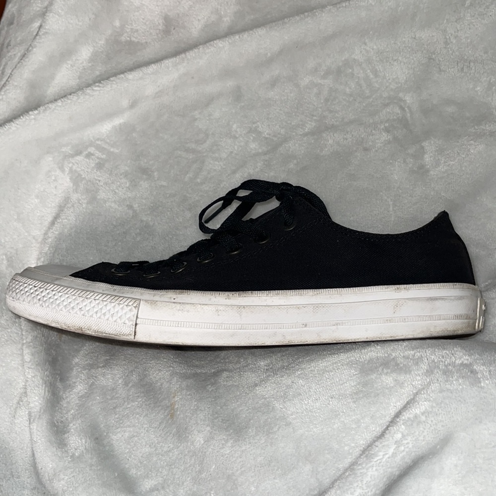 Used Converse - Picture 4 of 9